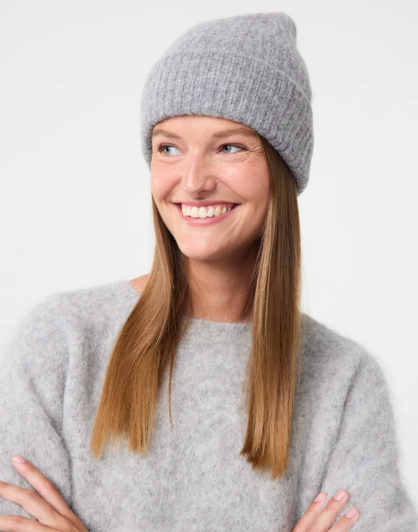 Nora Beanie Grau