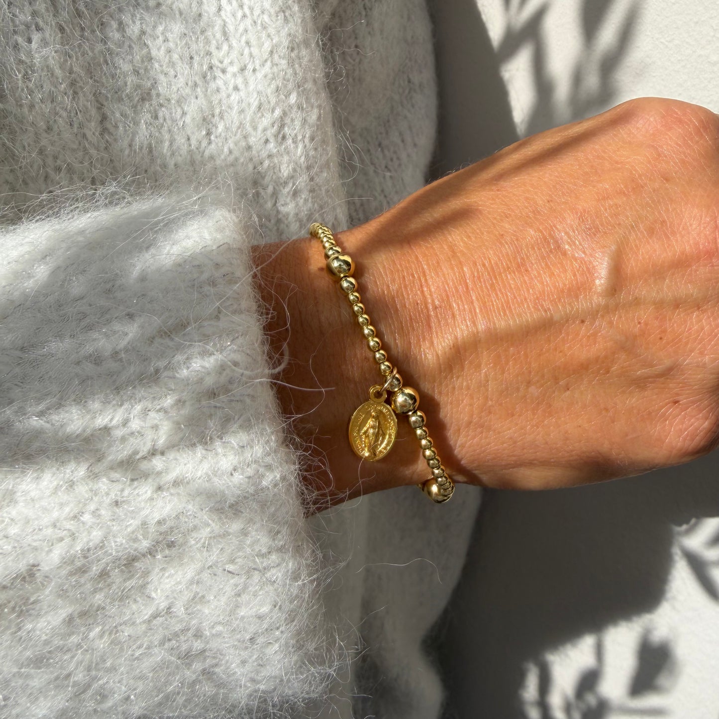 goldenes Armband