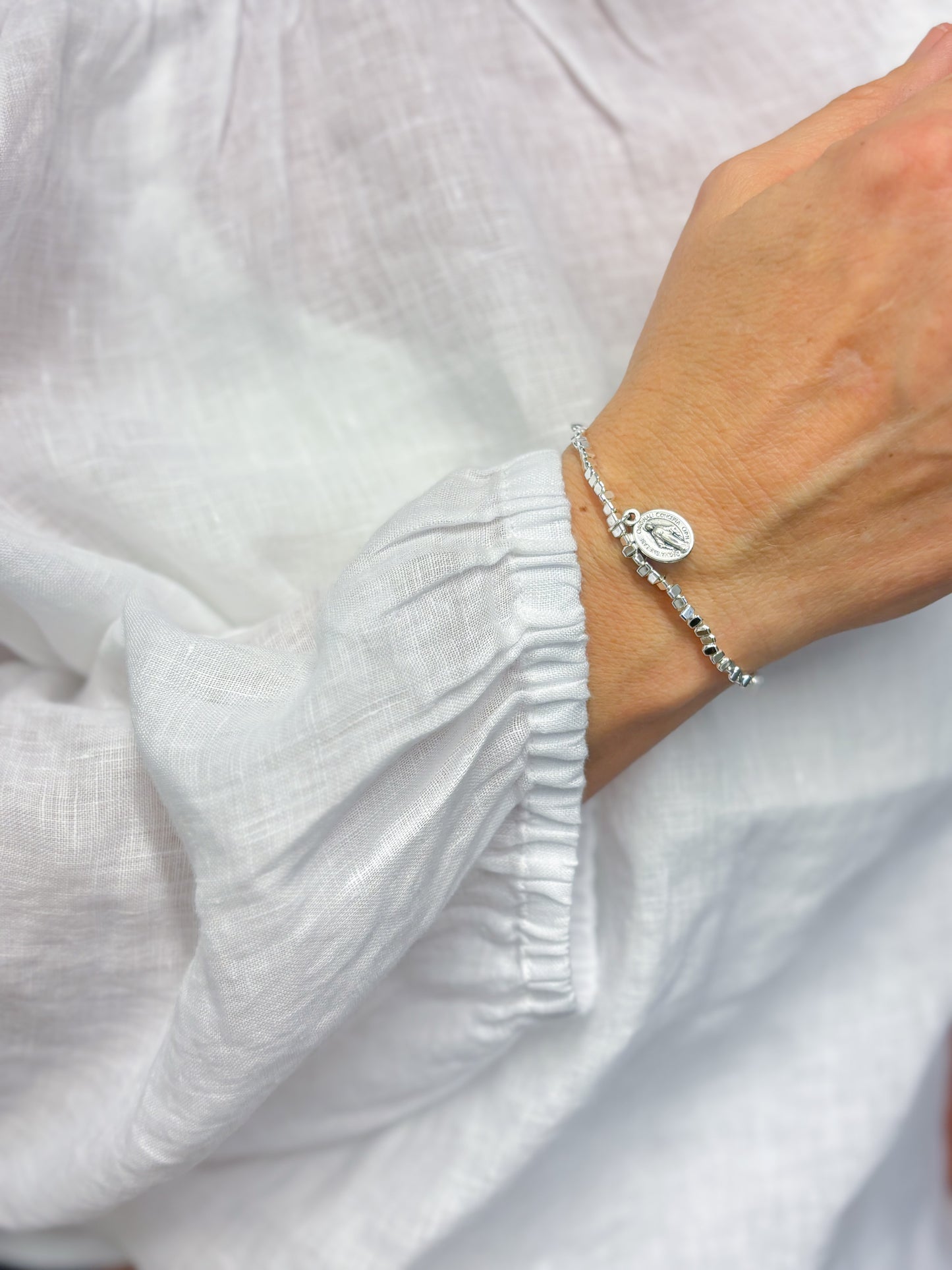 Armband Silberfarben "kleine Steinchen"